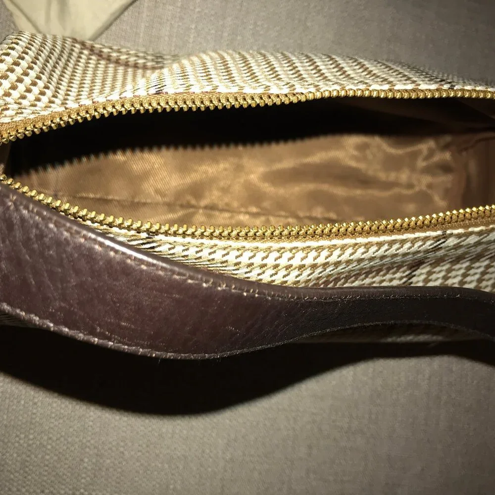 Lauren Ralph Lauren Houndstooth Barrel Bag - Picture 7 of 16
